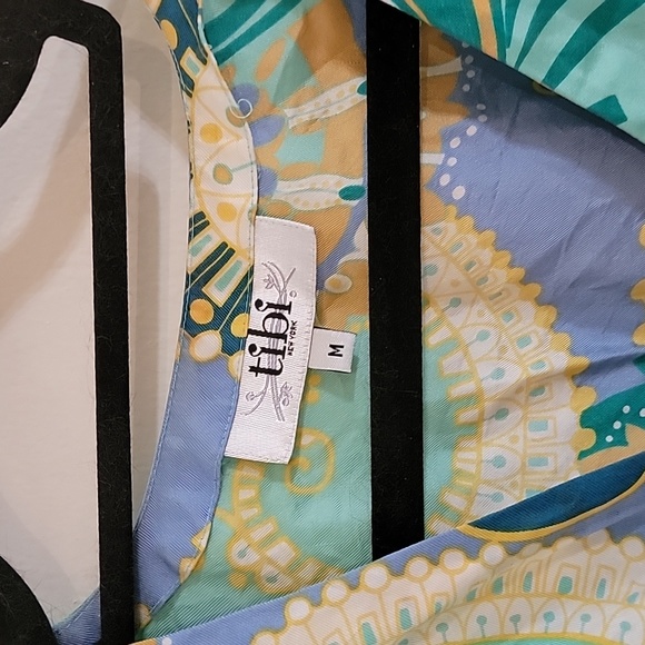 Tibi 100% silk wrap top size medium - Picture 3 of 7